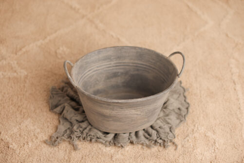 The CLASSIC bucket OVAL