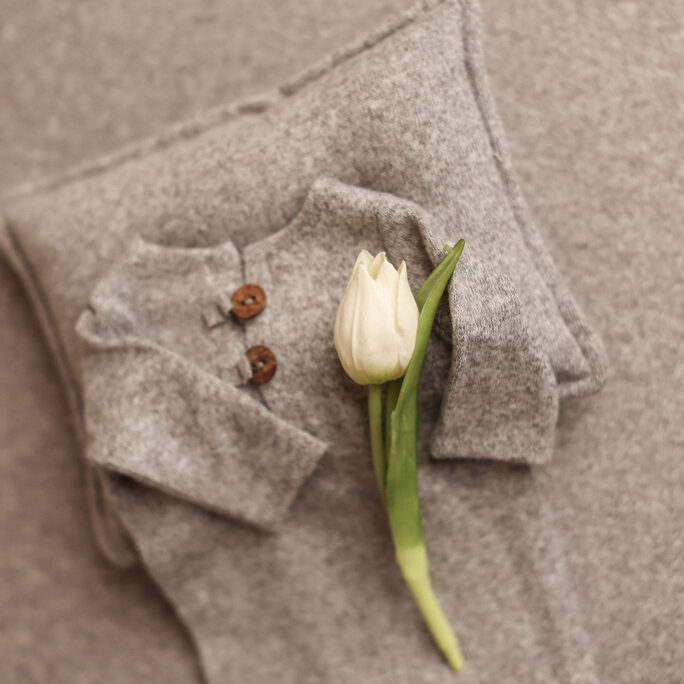 CLASSIC SOFTEST GREY backdrop / Onesie +/pillow