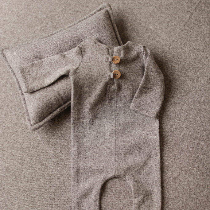Newborn Onesie + free headband / Pillow - Softest Grey