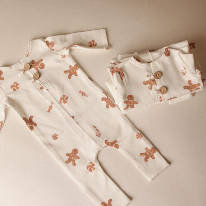 NEWBORN ONESIE gingerbread-man / WHITE