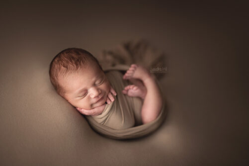 natural fiber backdrop and wrap CAPPUCINO