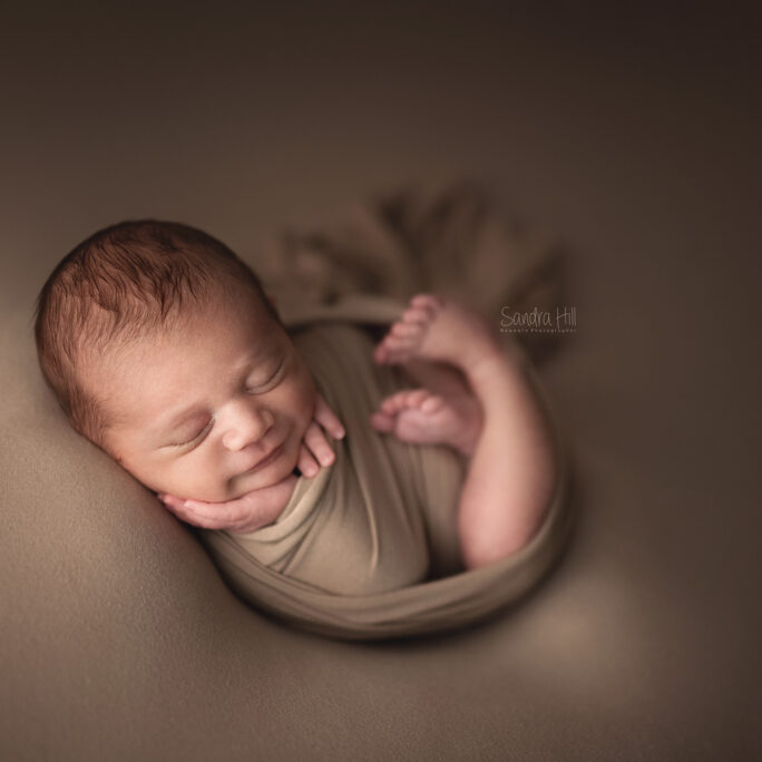 natural fiber backdrop and wrap CAPPUCINO