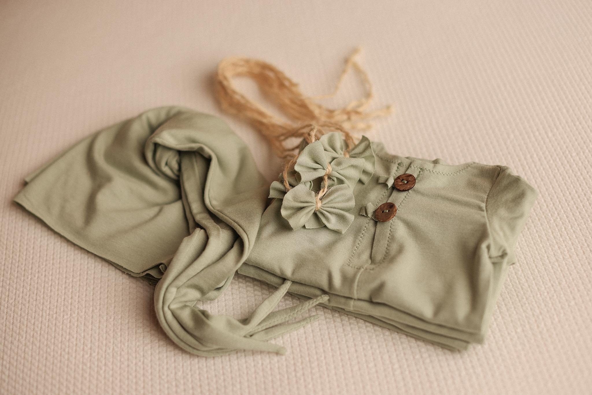 ONESIE ( + free bow ) or a sleepy hat - Perfect Sage