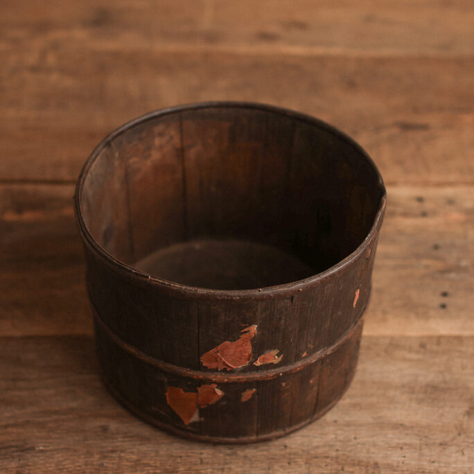 UNIQUE vintage bucket - wood