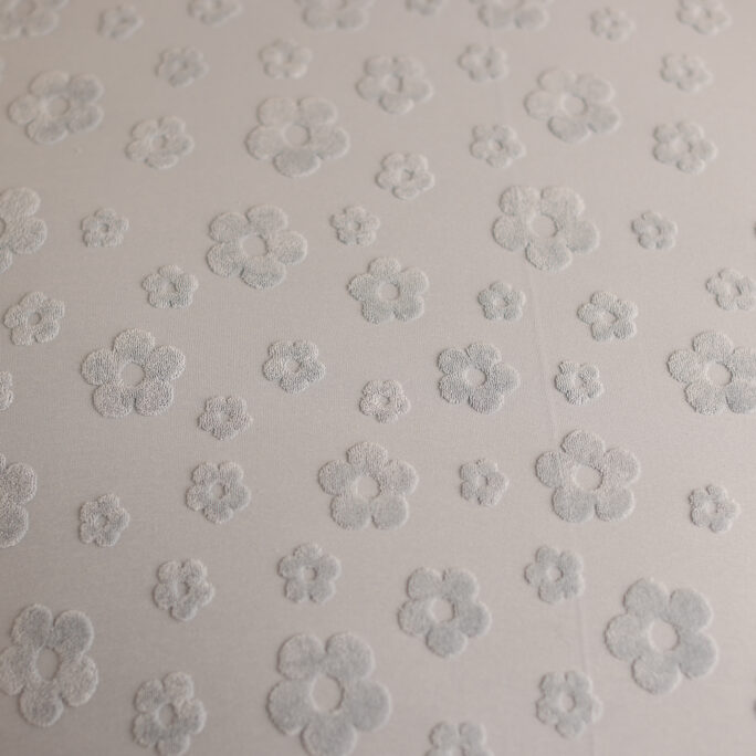 Embossed DAISY backdrop - soft blue