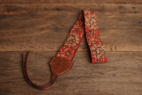 Camera Strap - RED VINTAGE