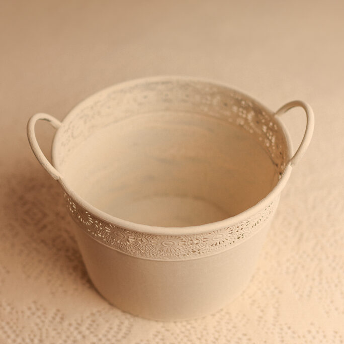 NB Zink Bucket with Flower Cutout CREAM