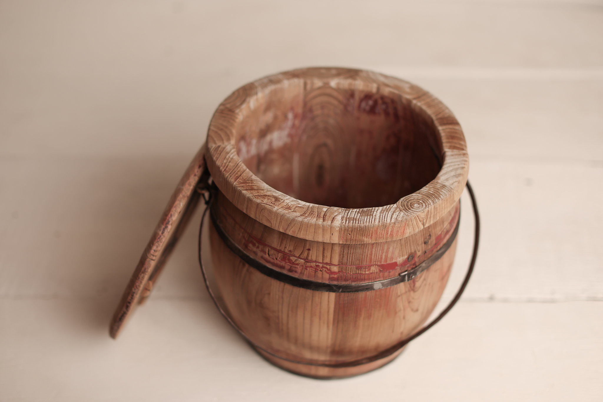 Unique HONEY BUCKET
