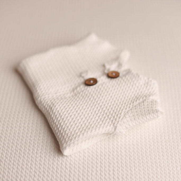 NEWBORN ONESIE textured
