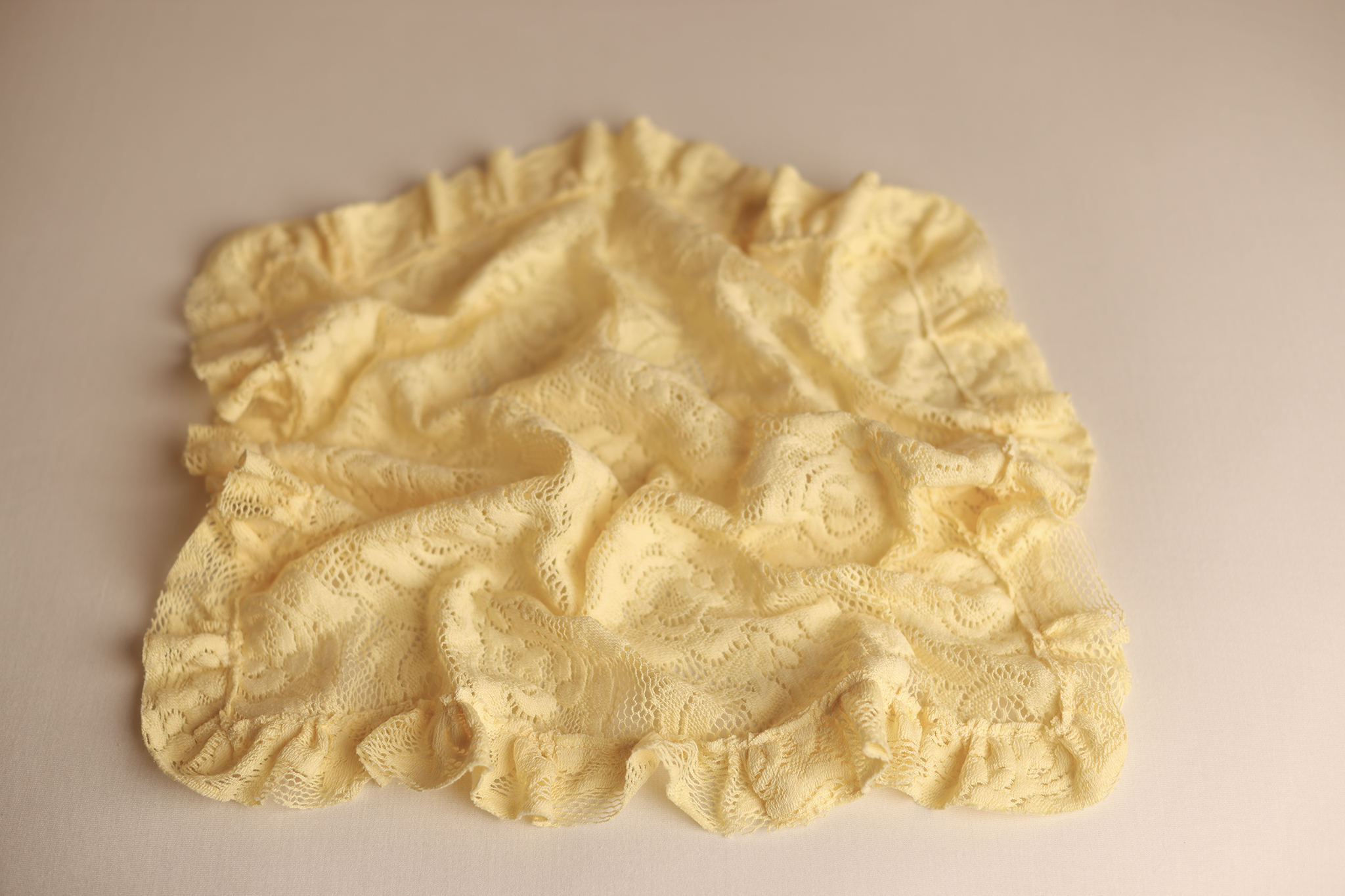 LACE LAYER - Yellow