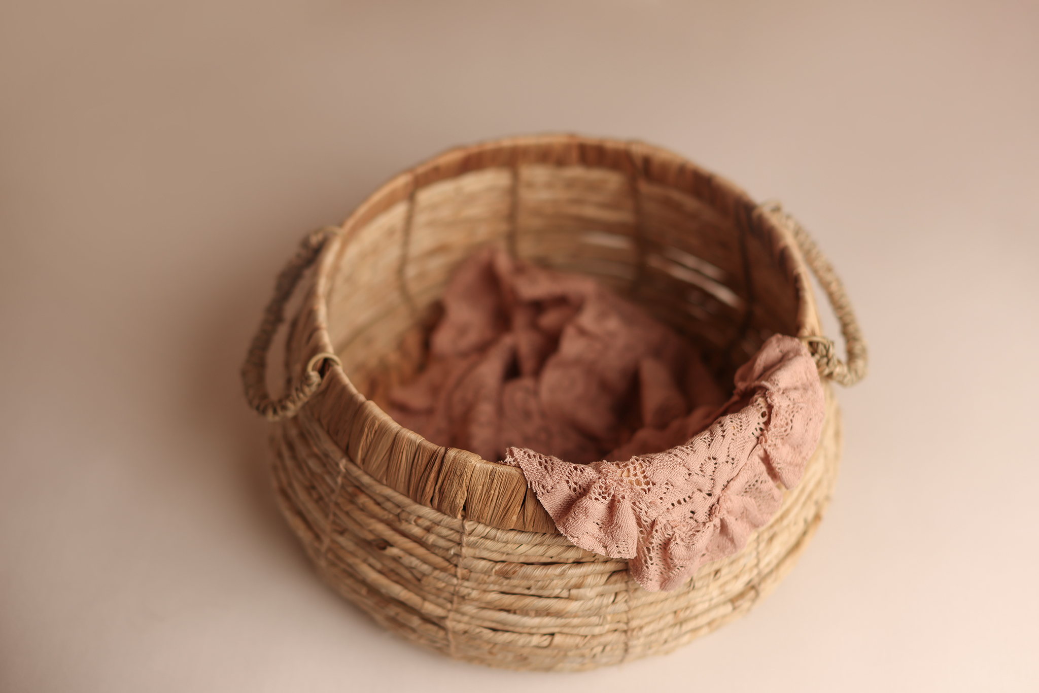 STURDY LOW BASKET with handles