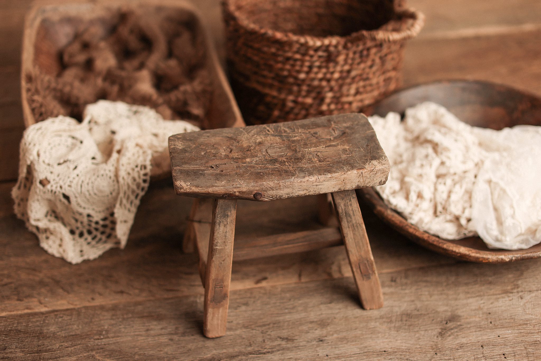 The Storyteller SITTER Stool
