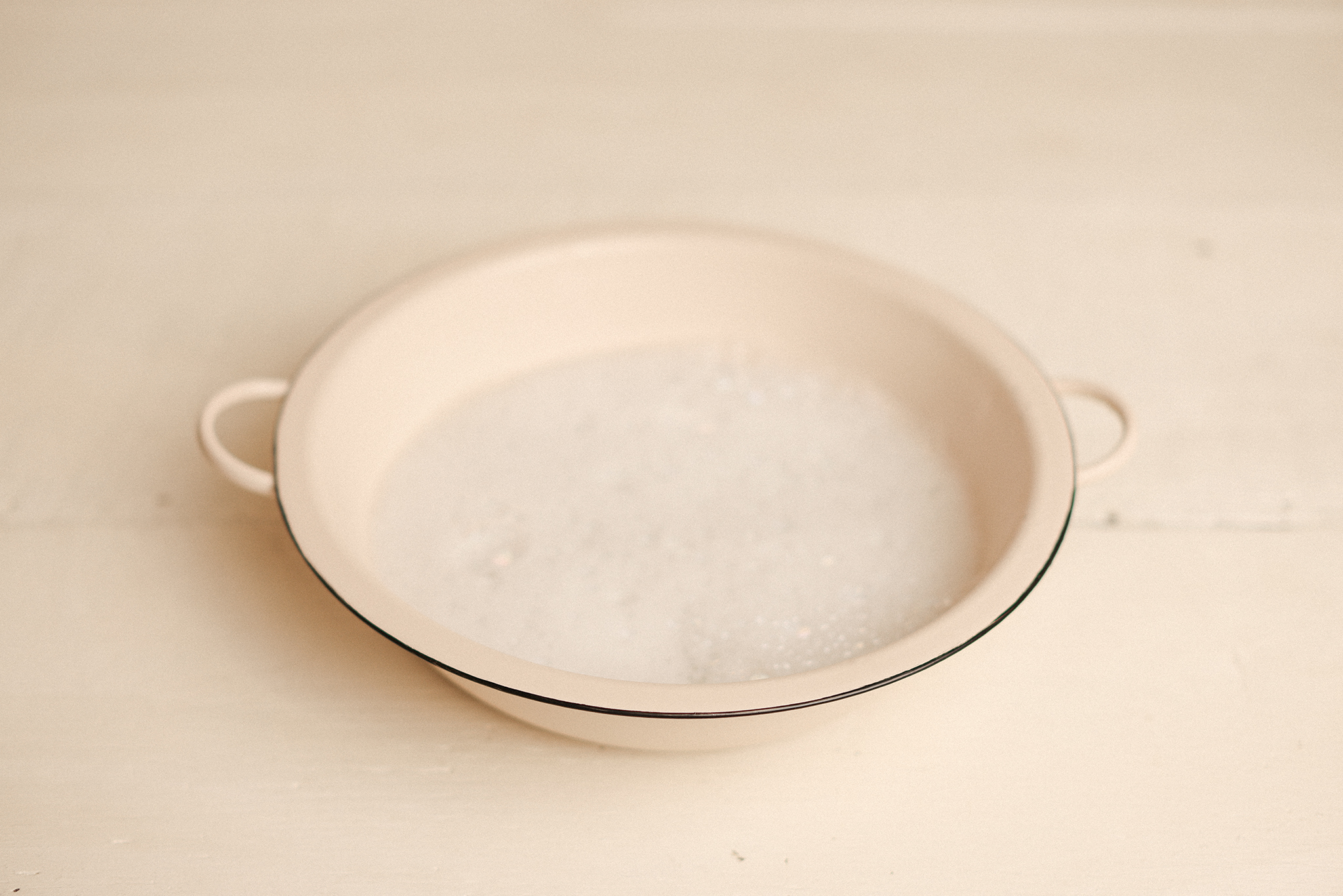 Small BATH TUB - cream