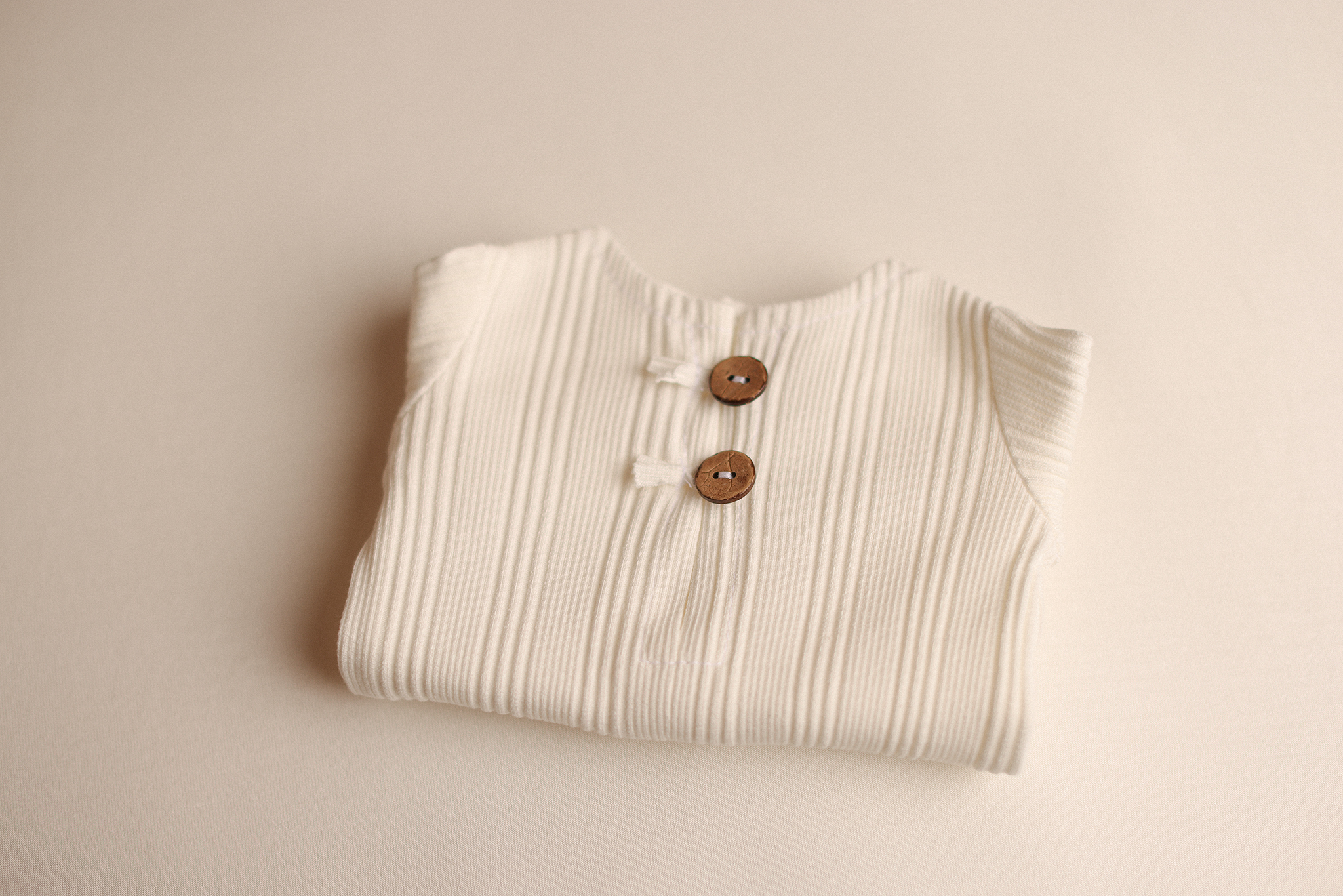 NEWBORN ONESIE small ribb