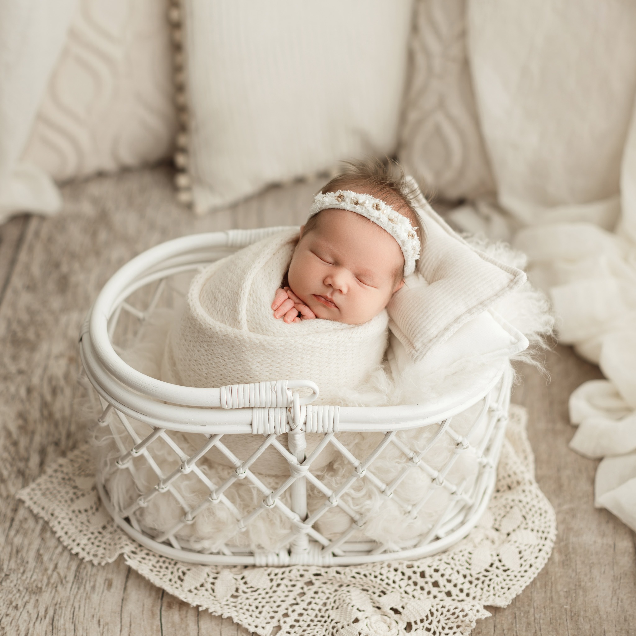 Picnic Basket - White Wash