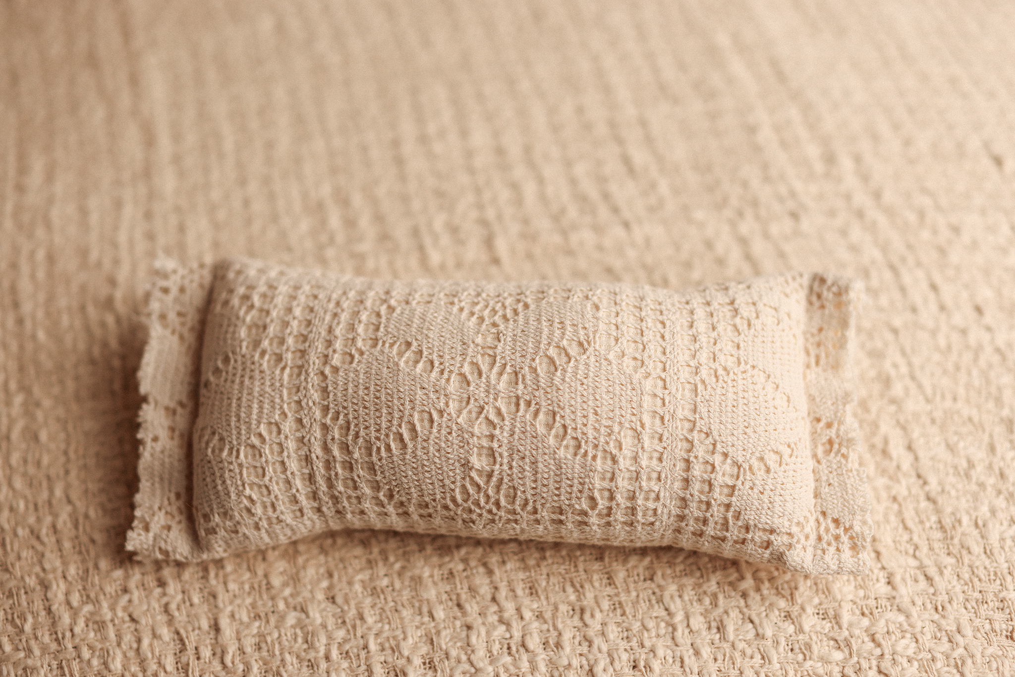 crochet long nb pillow