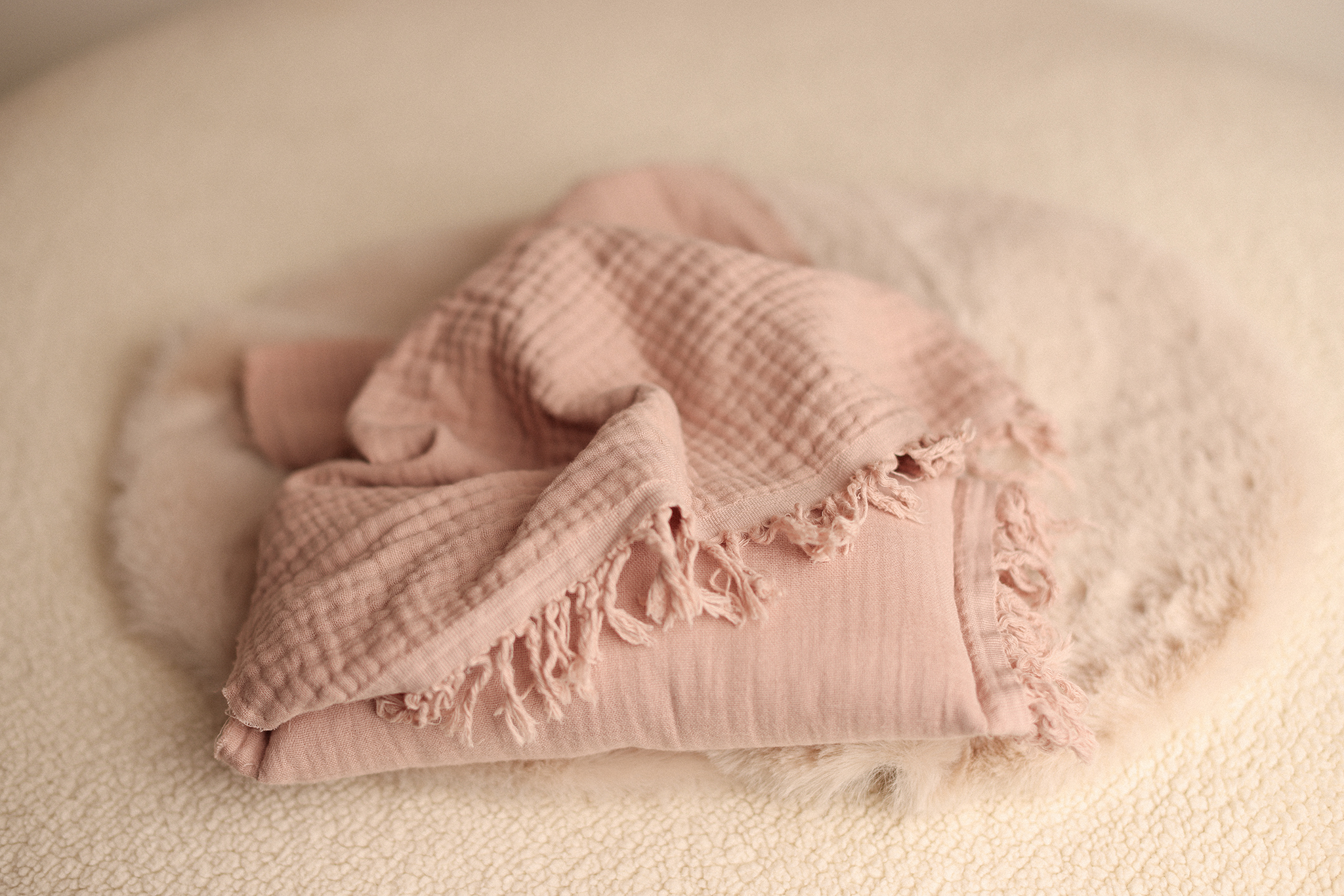 SOFT PINK pillow and layer