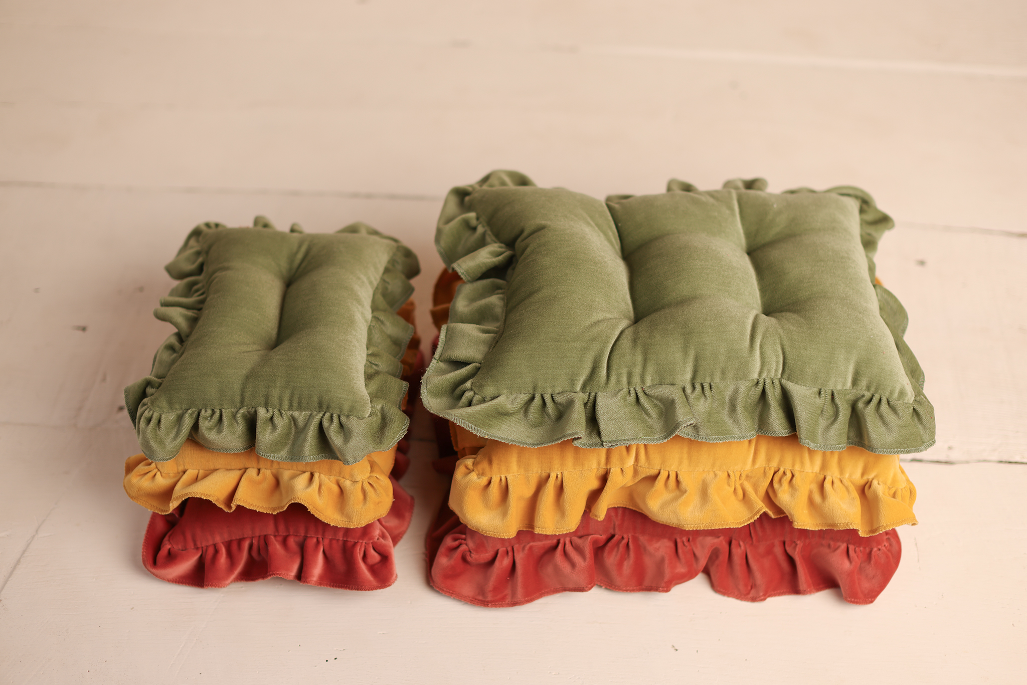 NEW! Velvet Mattress and pillow with ruffles