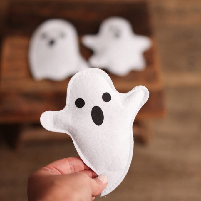 Boo Crew – Mini Ghost Trio