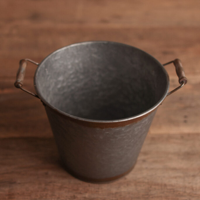 NEW* Bucket