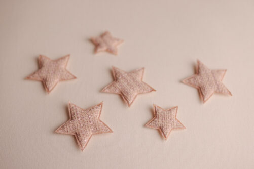 6 textured soft pink stars