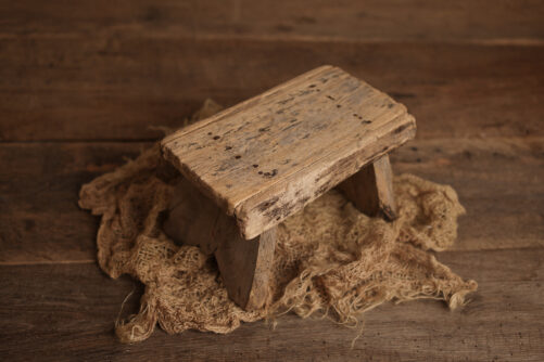 The Storyteller SITTER Stool CHUNKY
