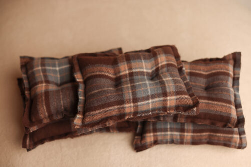Plaid NB pillow