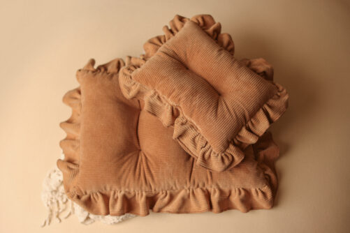 Carmel ribbed / SOFT MATTRESS and PILLOW with ruffles