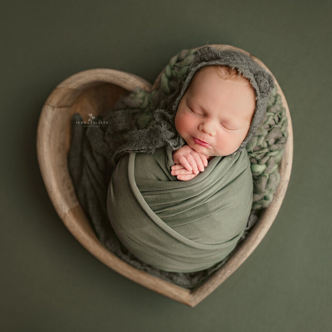 LAUREL natural fiber BACKDROP and WRAP SET