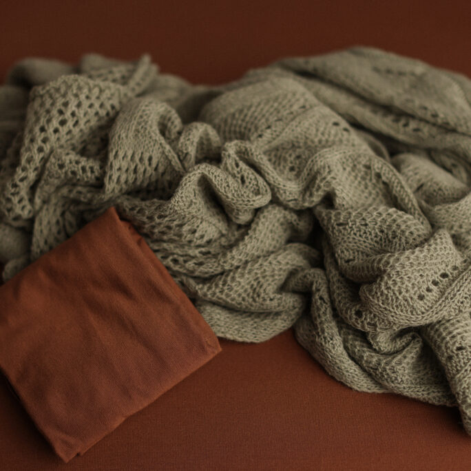 natural fiber backdrop and wrap CHOCO