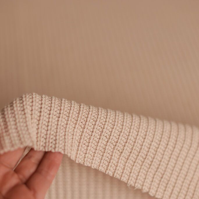 Big Knit Backdrop - BEIGE