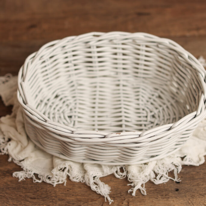 OVAL WILLOW BOWL - WHITE