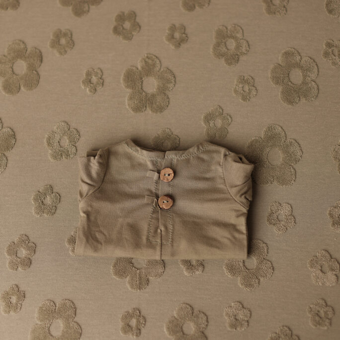 DAISY backdrop OLIVE
