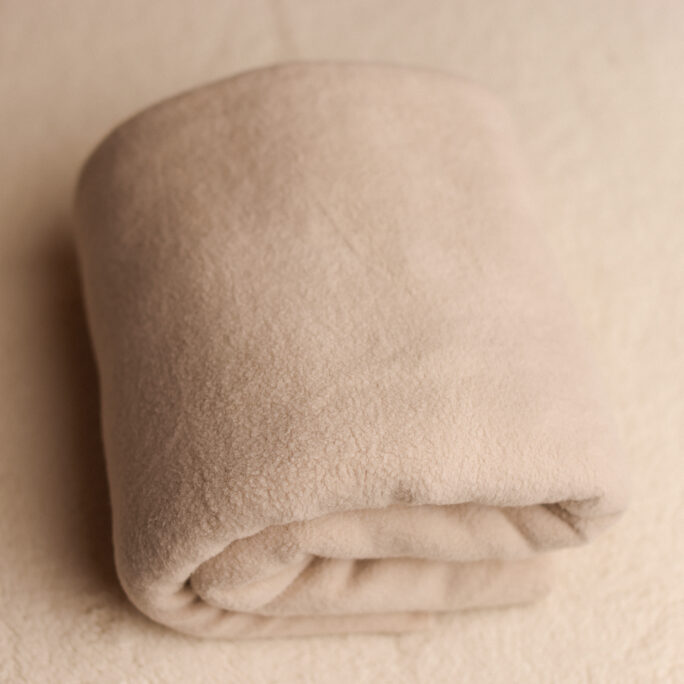 COZY TEDDY BACKDROP - SAND