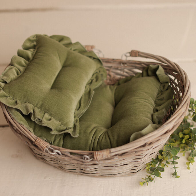 GOING OUT OF COLLECTION! Velvet Mattress and pillow with ruffles - GREEN