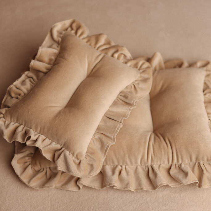 NEW! Velvet Mattress and pillow with ruffles - BEIGE LATTE