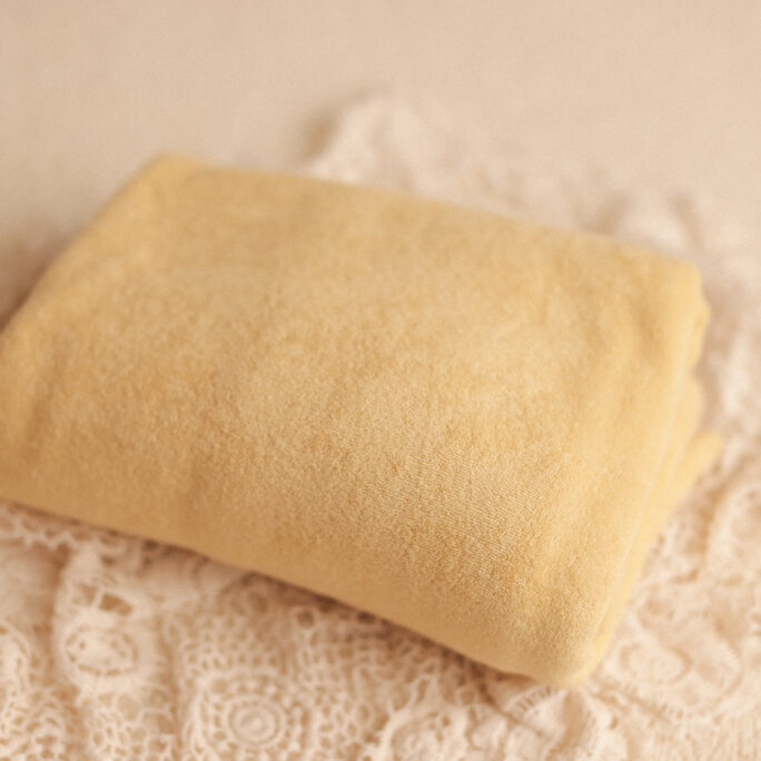 BUTTERY YELLOW backdrop