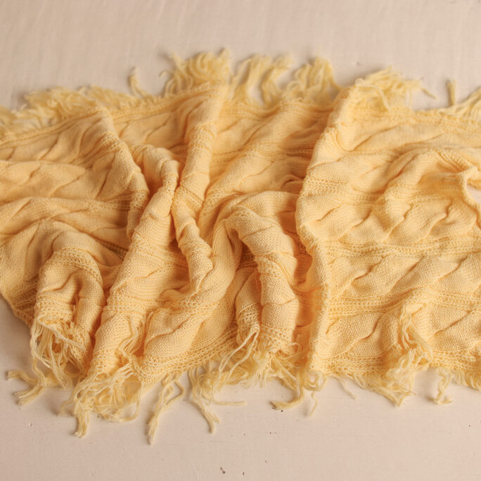 Tousled layer SOFT YELLOW