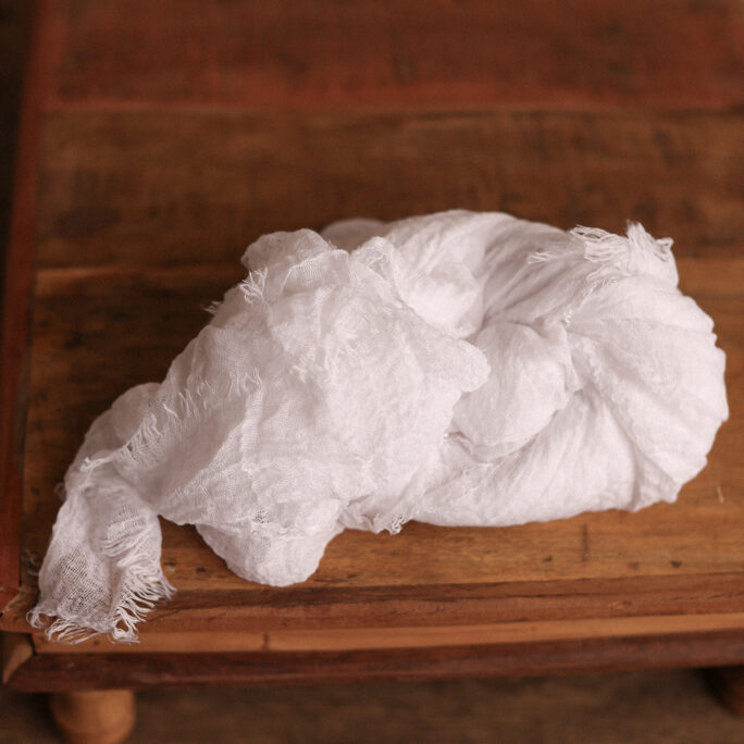 Crinkled Layer - WHITE