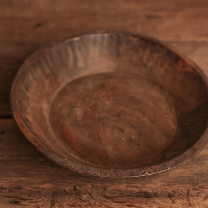 DARK WOODEN BOWL