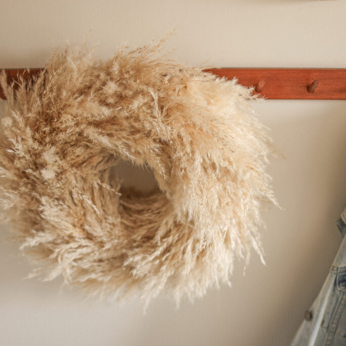 Natural Pampas Wreath