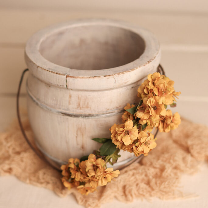 HONEY BUCKET WHITE WASH