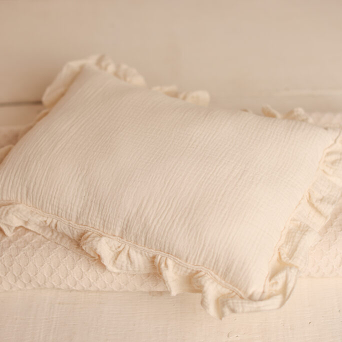 Heirloom Ruffle Pillow - LIGHT CREAM