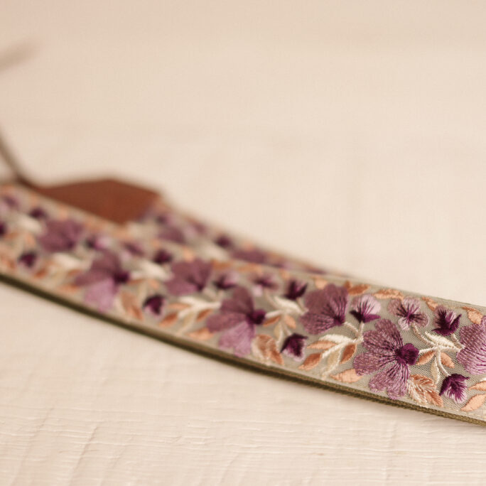 Vintage Bloom Strap