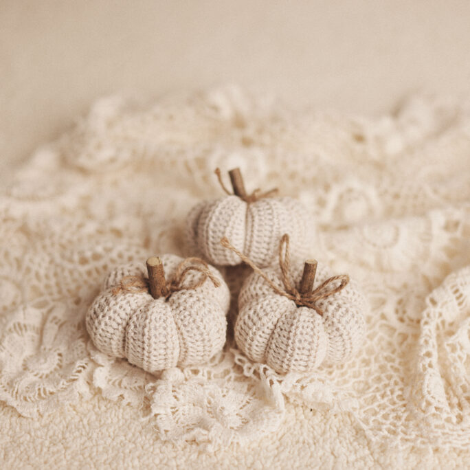 set of 3 knitted pumpkins