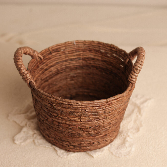 SIMPLE BASKET walnut