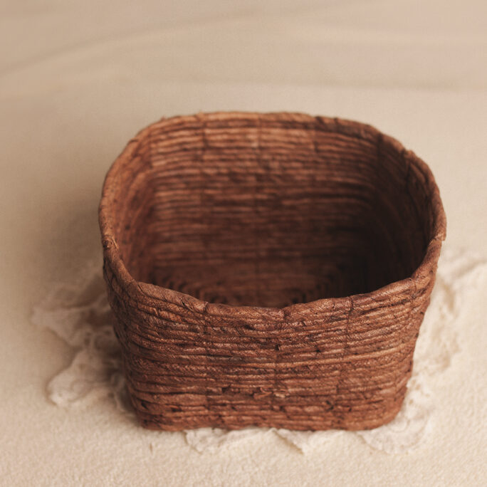 SQUARE SIMPLE BASKET walnut