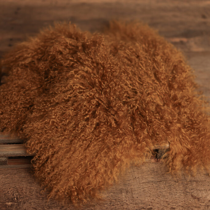 medium FUR - OCHER